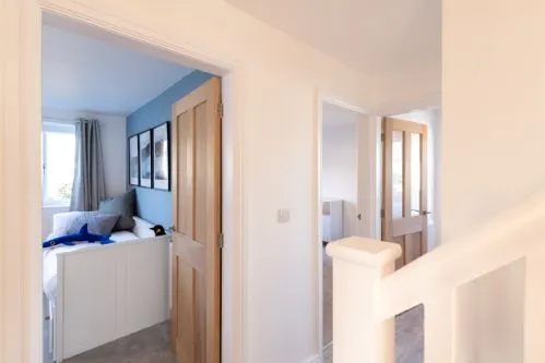 Spring Tide - Bedroom doorway