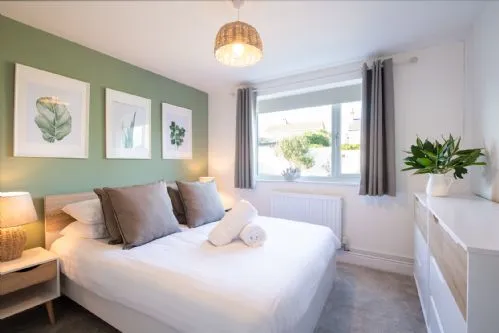 Spring Tide - Double bedroom