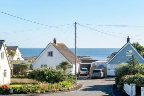 Spring Tide - Outside - Rhosneigr