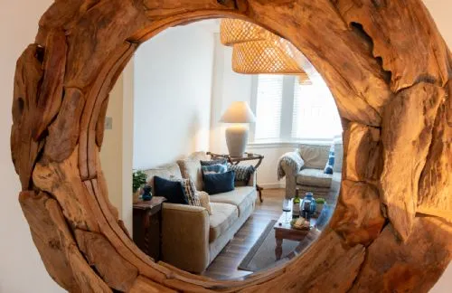 Bryn Awel Bach mirror reflection