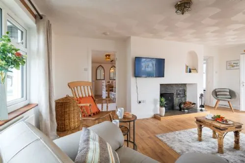 Faraway front of lounge 