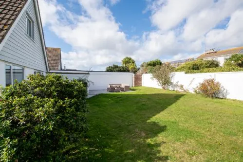 Spring Tide - Rear garden - Rhosneigr