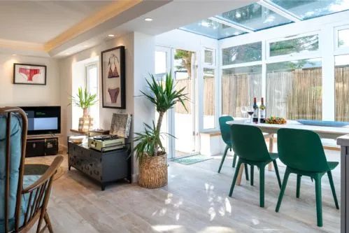  Kiloran - sun room dining area
