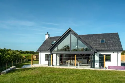 Ty Rhos Newydd External Shot