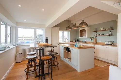Bron Wendon kitchen
