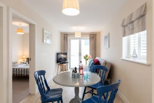 Out of the Blue - Annex dining table