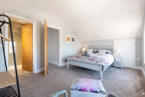 Trem Y Don Master Bedroom