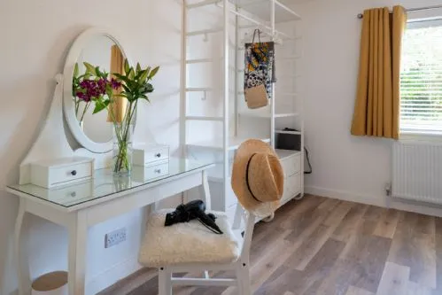 Sandaig - Dressing table