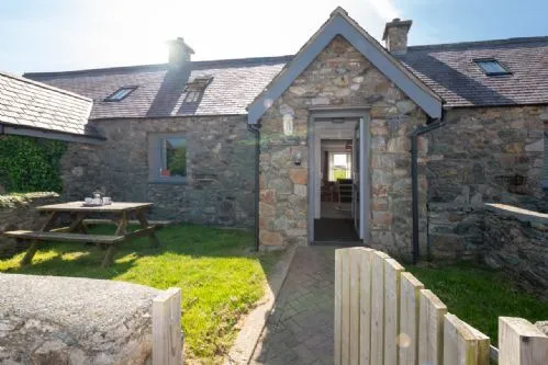 Bwthyn Siwan Entrance - Aberffraw