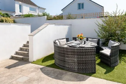Out of the Blue - Garden furniture