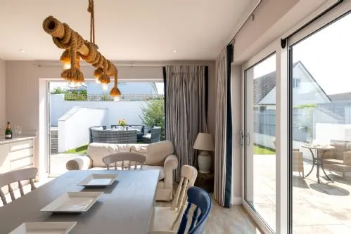 Out of the Blue - Dining area and sofa