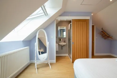 Ty Rhos Newydd Bedroom 2 view to en-suite