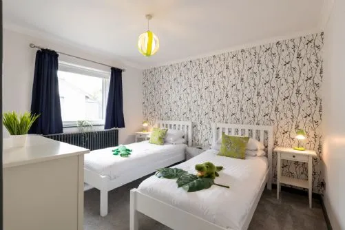 Penyrorsedd - Twin Bedroom