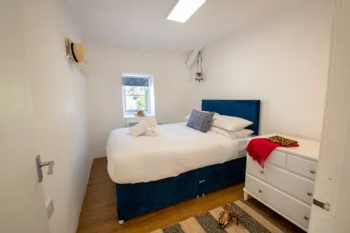 Ty Capel Bach Double Bedroom
