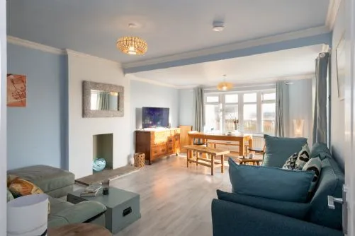 Ty Tywod Living Room