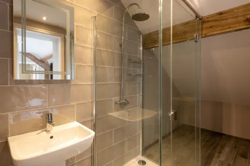 Seascape - Shower room