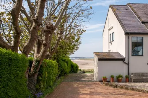 Seascape - External - Rhosneigr