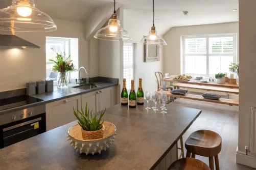 The Roost - The Nest at The White Eagle - kitchen dining area