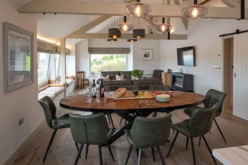 Y Cei Dining Area
