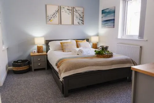 Cool Waves back bedroom king bed