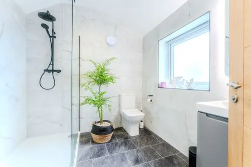 No. 66 - Shower Room Beaumaris