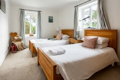 Ty Traeth Twin Room 
