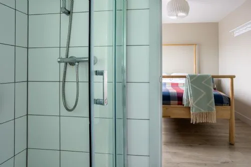 Awelfa Bedroom en-suite