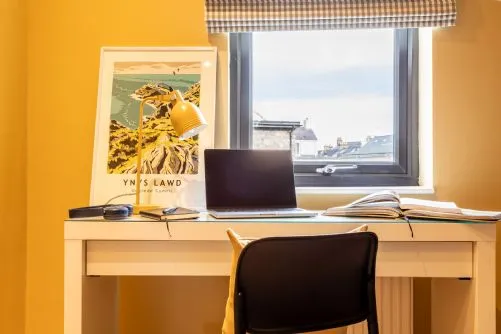 Porth Crigyll Desk 