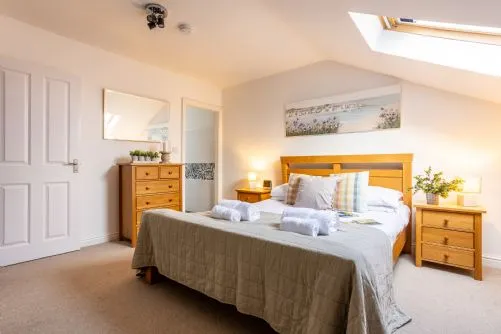 Ancones King to Ensuite