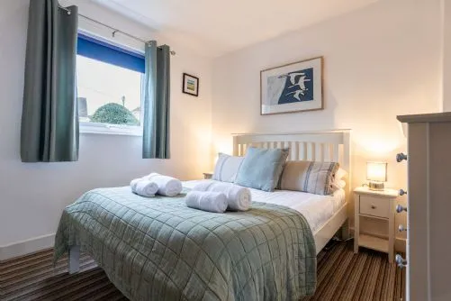 Sunset View - Master Double Bedroom 