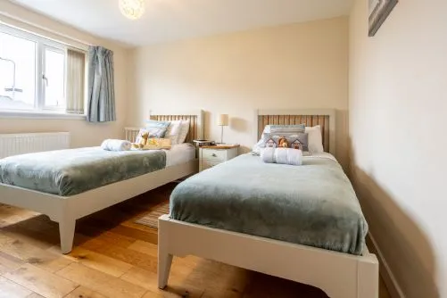 Chelford First Twin Room - Rhosneigr