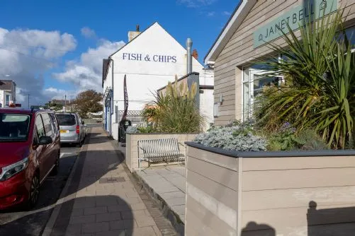 Chelford - Rhosneigr High Street