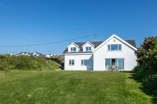 Gardd Nain - Exterior 
