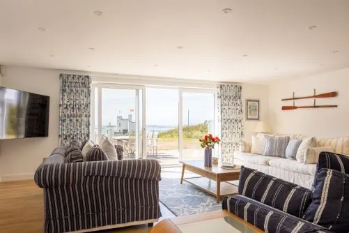 Gardd Nain - View to beach 