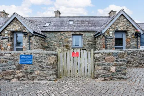 Bwthyn Branwen Front Door