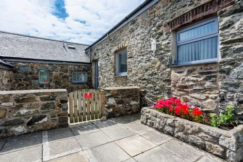 Ty Cwyfan Front Entrance