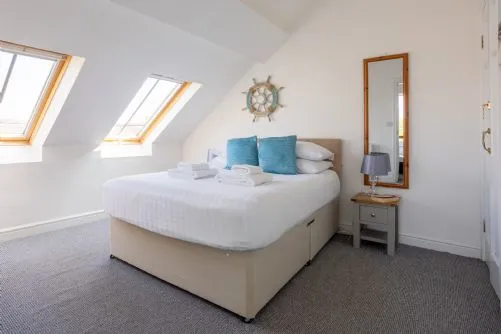Ty Rhiannon Bedroom - Aberffraw