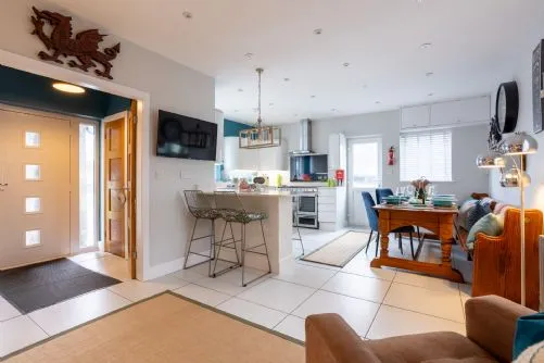 Monfa Open Plan Interiors