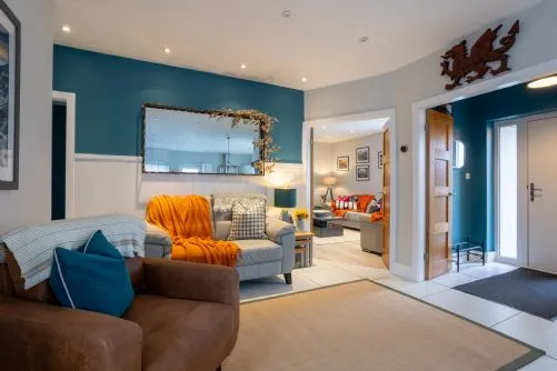Monfa Living Area