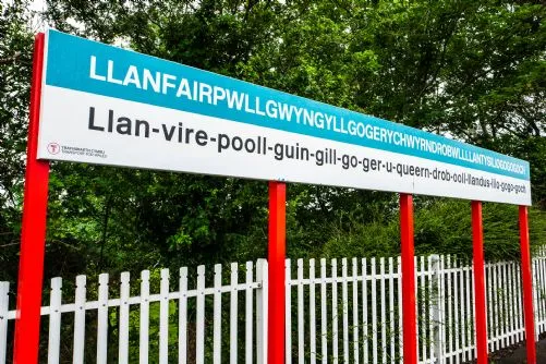 Monfa Llanfairpwll Village 
