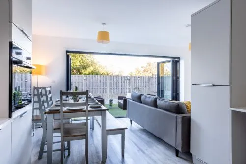 Gwel Y Mynydd - Sliding Doors