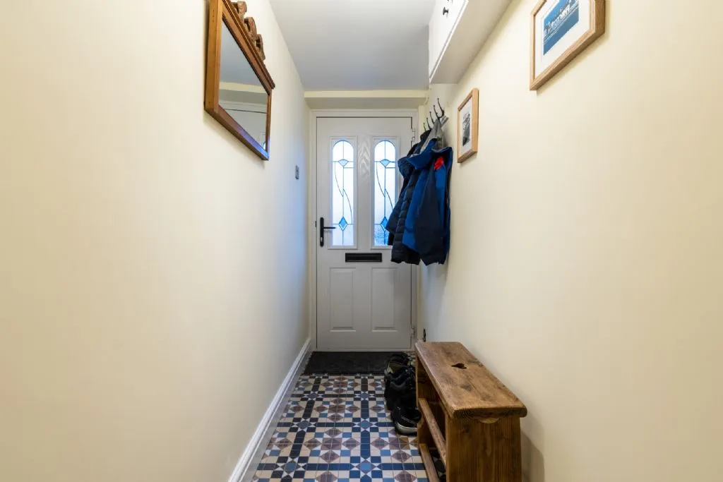 Kite Cottage - Hallway